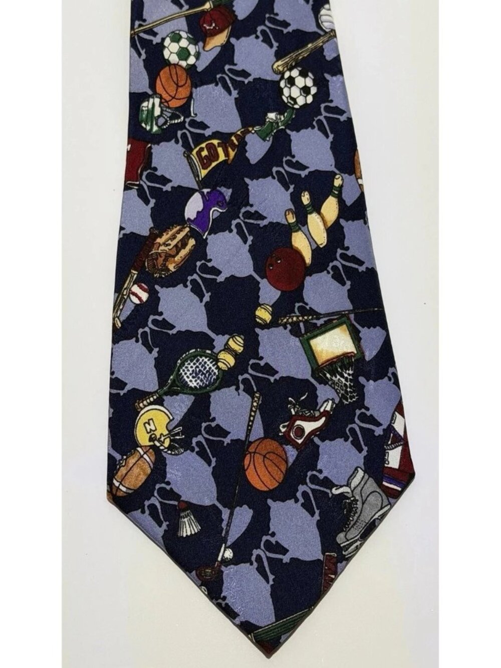 Nicole Miller 1997 Sports Themed 100% Silk Kneck Tie Vintage multicolor designer